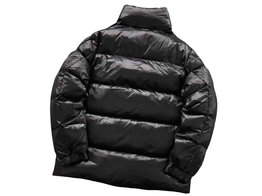 Moncler Sumido Down Jacket — Black