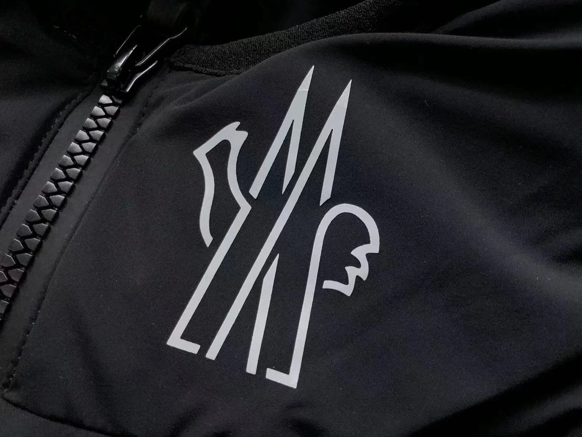 Moncler Arcesaz Down Jacket — Black